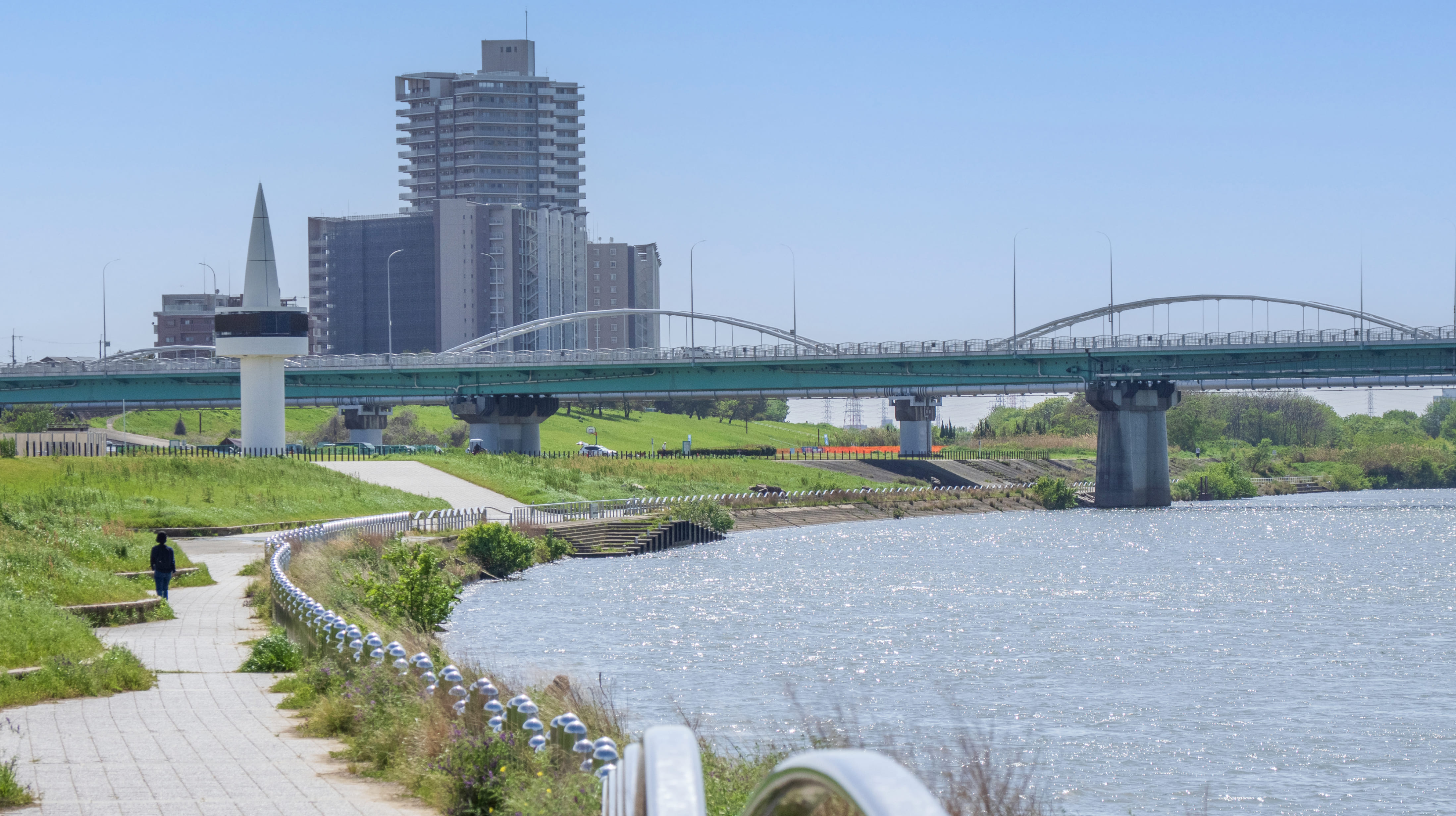 淀川河川公園 出口地区