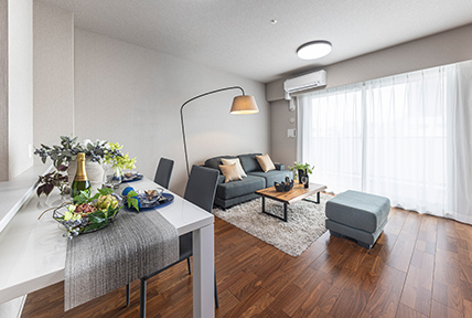 LIVING DINING