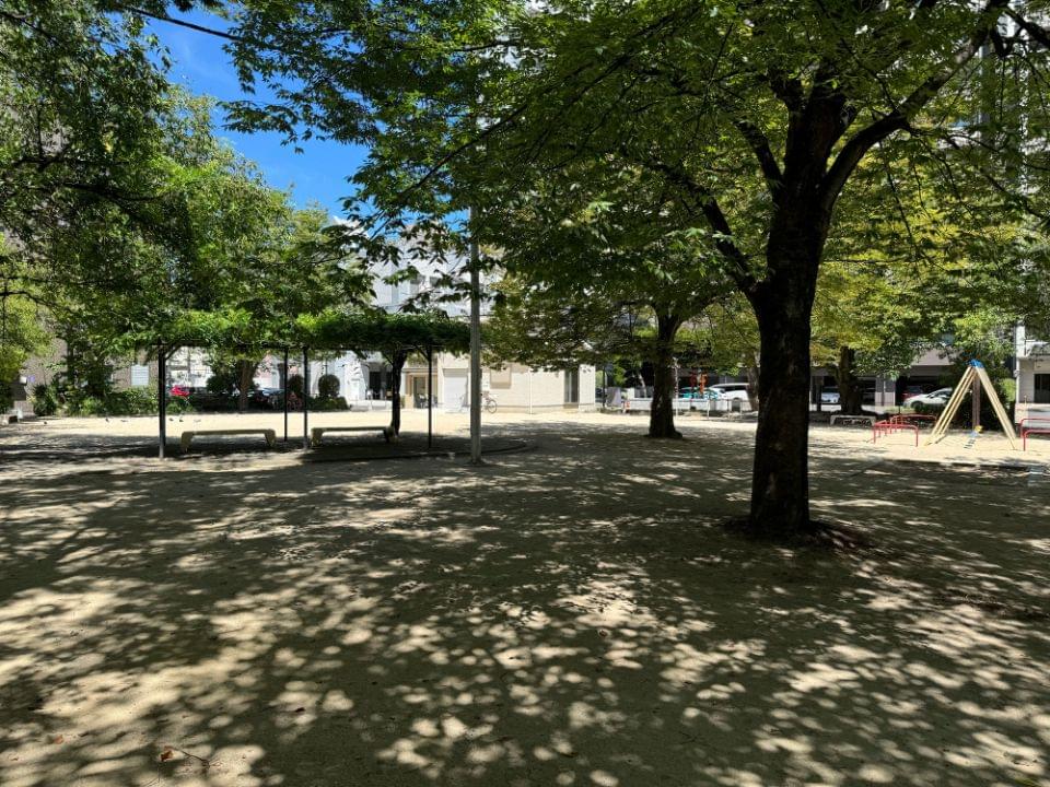 横川第一公園（徒歩3分/220ｍ）