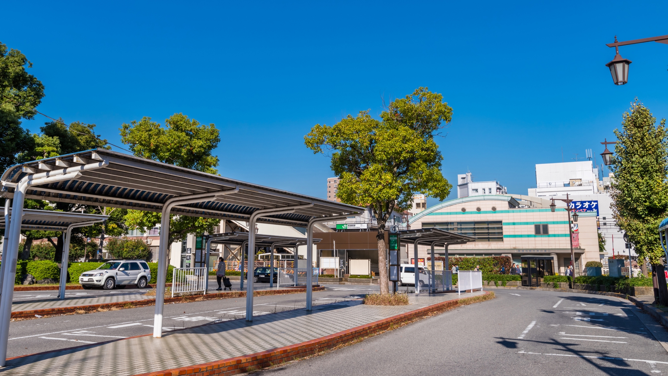 「南浦和」駅 西口（560m／徒歩7分）